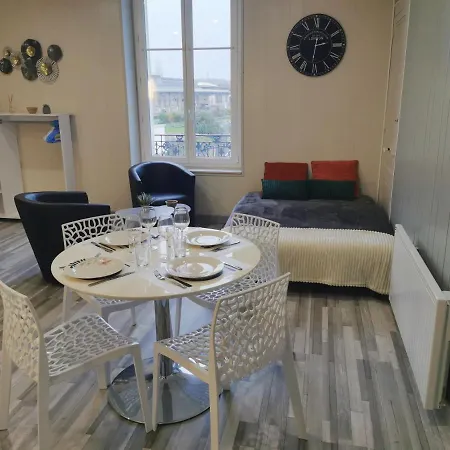 Loc's - Le 215 Classe 4 Etoiles, Spacieux Et Cosy 아파트